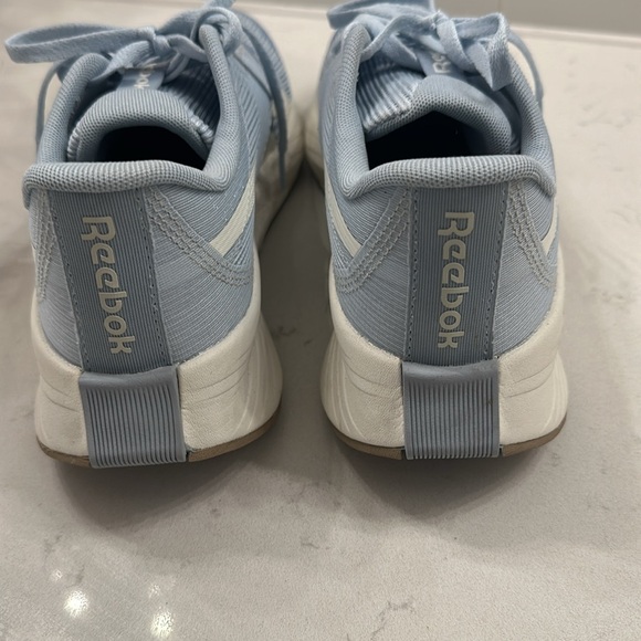 Reebok ProRide Cush women’s running shoes size 9 worn twice at the office. - Picture 3 of 5